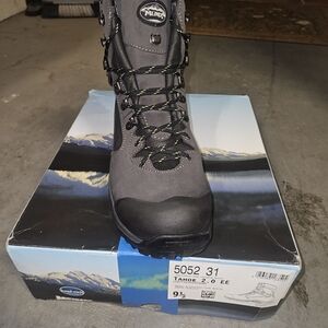 Men's Black and Gray Hiking Boots Work Boots Composite Toe